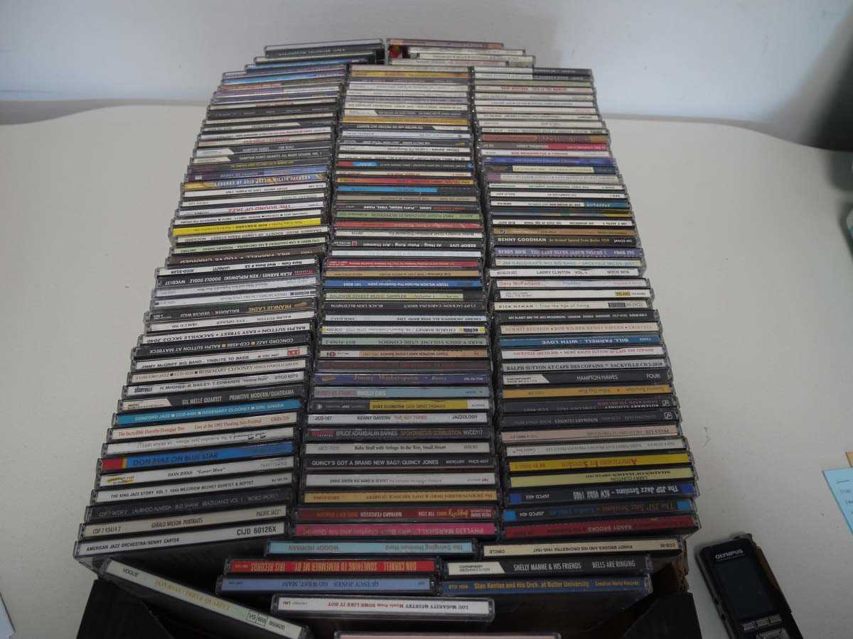 Lot 3 boxes of CDs incl. mainly jazz, blues, easy...