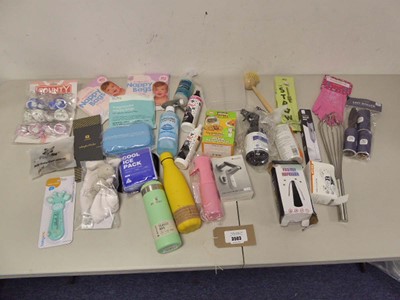 Lot 3503 - An assortment of general household items,...