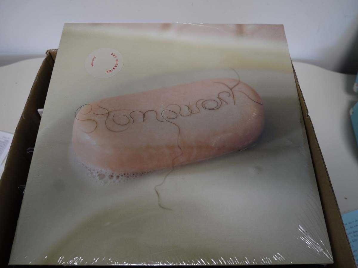 Lot Box of 50 vinyl LPs (mostly sealed) incl. Rod...