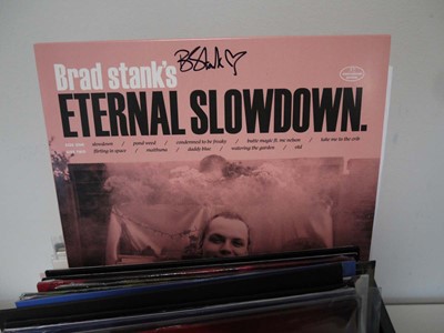 Lot Box of vinyl albums and 7" singles incl....