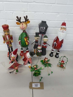 Lot An assortment of mixed Christmas themed metal...