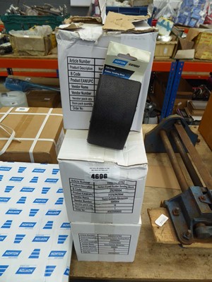 Lot 4696 - Norton Extreme rubber sanding block, 7 box of...