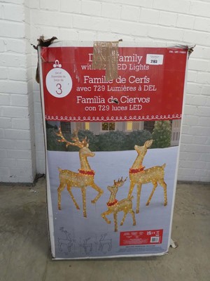 Lot Boxed set of 3 outdoor display Christmas...
