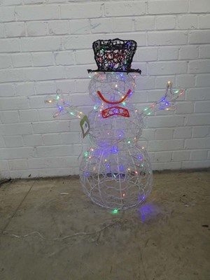 Lot Outdoor pre lit snowman