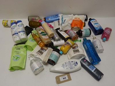 Lot 3512 - Selection of shower gels and soaps