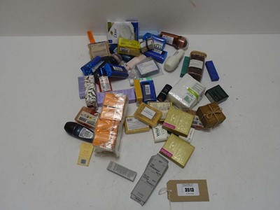 Lot 3513 - Selection of soaps and deodorants