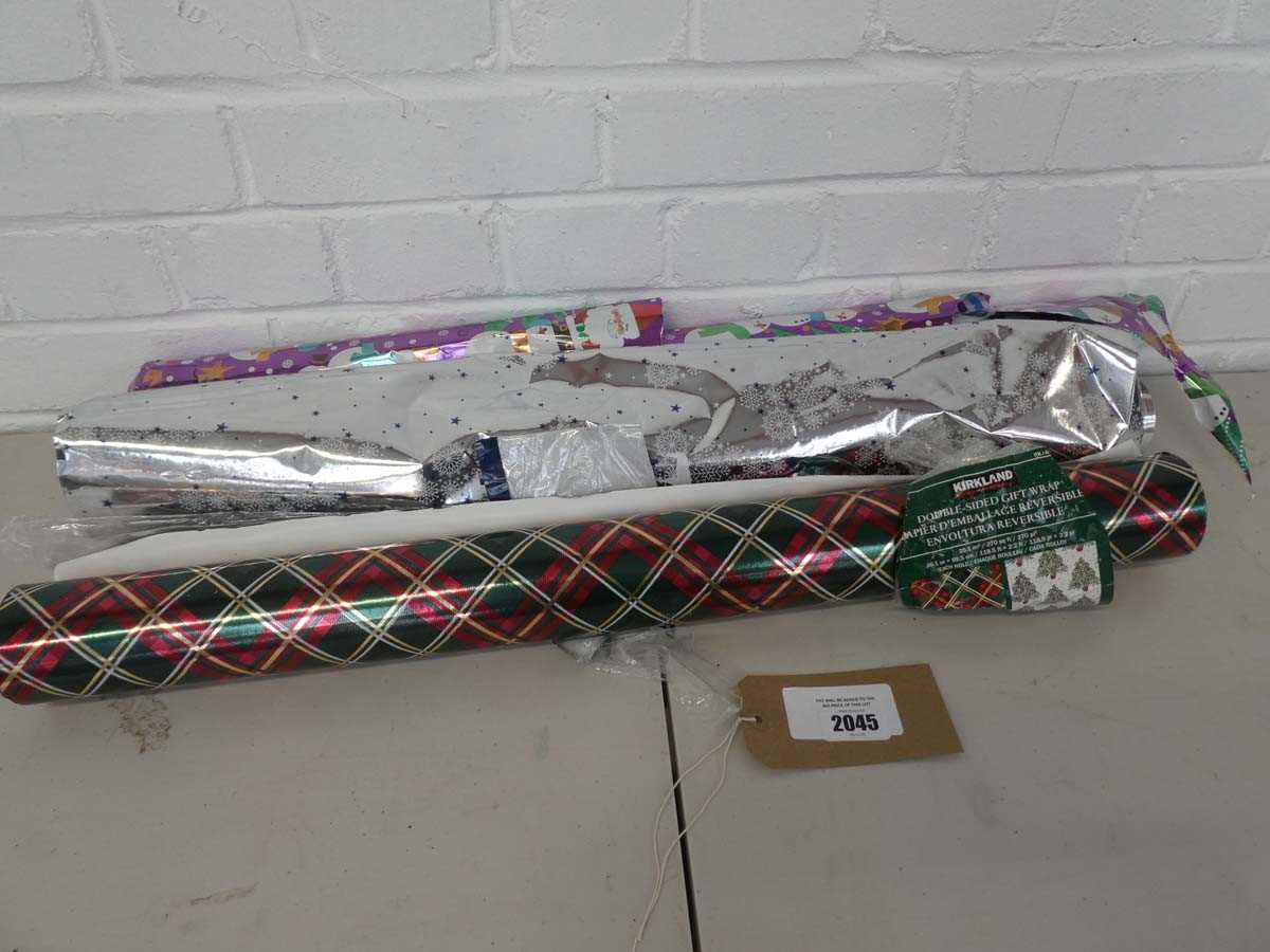 Lot x4 Kirkland large Christmas themed wrapping...
