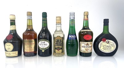 Lot 115 - 7 bottles, 1x Bols Gold Strike Cinnamon...