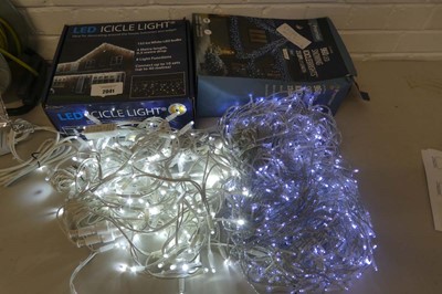Lot Boxed set of outdoor LED ice white icicle...