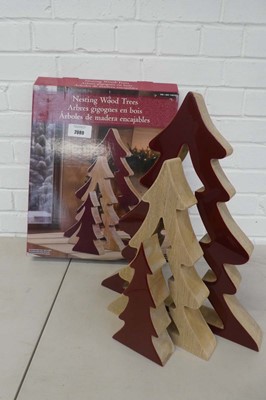 Lot Boxed graduated set of 3 nesting wood...