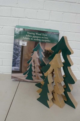 Lot Boxed graduated set of 3 nesting wood...