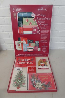 Lot Hallmark 20 piece Christmas gift bag set with...