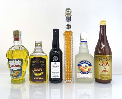 Lot 274 - 11 bottles, 1x Squadron Caramel Liqueur 20%...