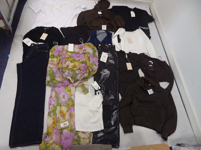 Lot 3614 - Selection of Zara & Sister Companies clothing