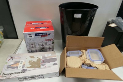 Lot 3663 - x4 household items to include bin, Grace...
