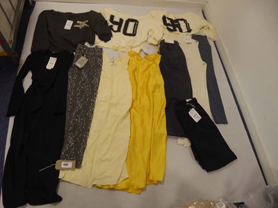 Lot 3696 - Selection of Zara & Sister companies clothing