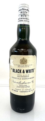Lot 154 - An old bottle of Buchanan's Black & White...