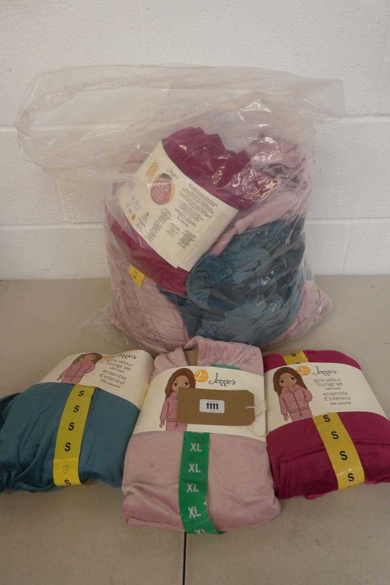 Lot 1111 - A bag containing a large qty of girls Jezzies...