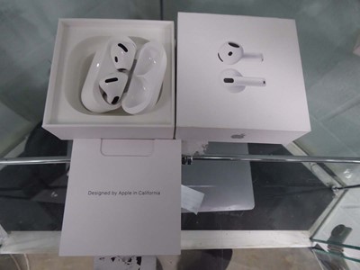 Lot 2033 - Apple Airpods 4, boxed with charging case,...