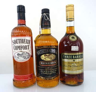 Lot 164 - 3 bottles, 1x Southern Comfort Reserve 6 year...