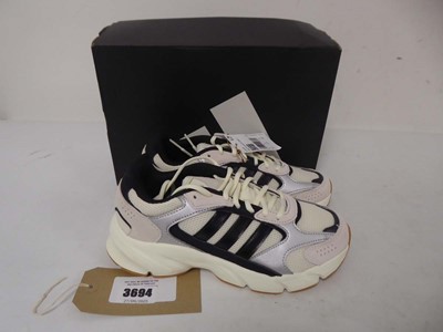 Lot 3694 - Adidas children's crazychaos 2000 trainers in...
