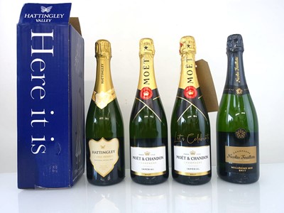 Lot 317 - 4 bottles, 2x Moet & Chandon Imperial Brut...