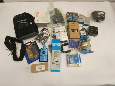 Lot 4601 - Bag of bicycle parts including Shimano chain,...