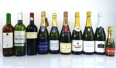 Lot 322 - 9 various bottles & mini Piper Heidsieck Brut...