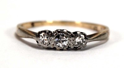 Lot 511 - An 18ct yellow gold and platinum highlighted...