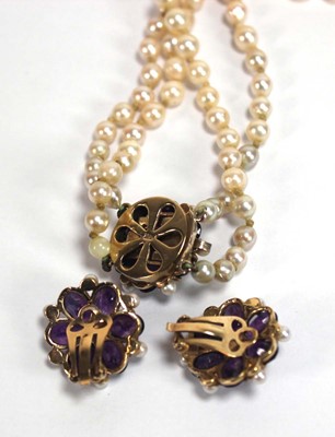 Lot 514 - A double strand graduated cultured pearl...