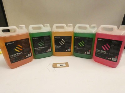 Lot 4615 - 5x 5L tubs of EzCarCare wash liquids including...
