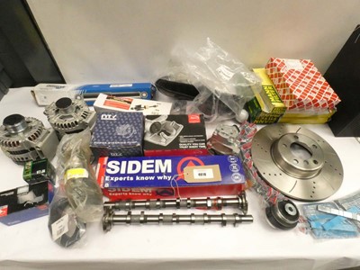 Lot 4618 - 2 bags of car parts including Apec brake...