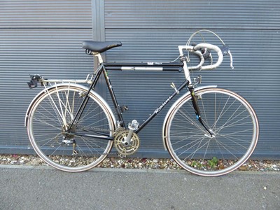 Lot 4028 - Raleigh Royal black vintage racing bike