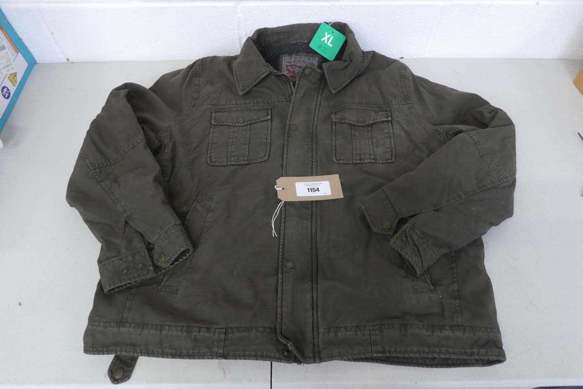 Lot 1154 - A men's Levi jacket/coat in green size: XL.