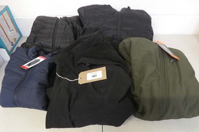 Lot 1161 - x5 men's coats and gilets by 32 Degree Heat,...