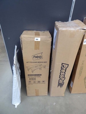 Lot 4087 - An assortment of items to include rubber...