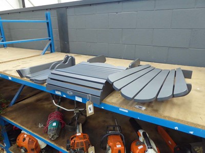 Lot 4089 - Leisure Line flat packed deck chair