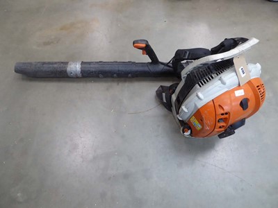 Lot 4100 - Stihl BR600 petrol backpack leaf blower