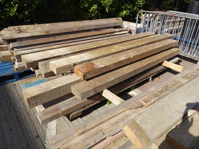 Lot 4172 - Pallet of assorted timber to include 8 x 4, 6...