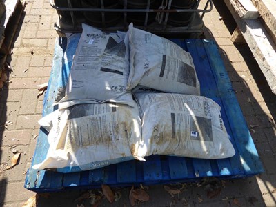 Lot 4181 - Approx. 6 bags of Hanson rock salt