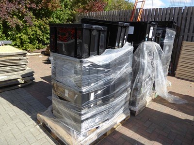 Lot 4211 - Pallet containing 11 Really Useful storage...