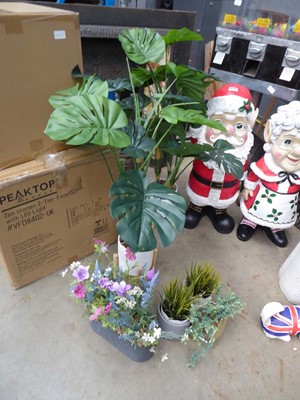 Lot 4236 - Quantity of artificial interior plants