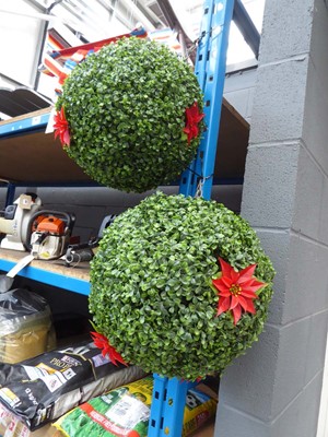 Lot 4113 - 2 artificial hanging topiary balls