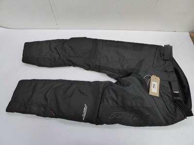 Lot 4640 - RST motorcycle trousers in black, size UK38
