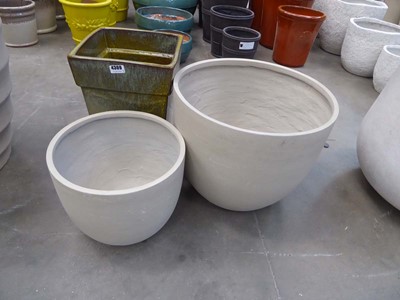 Lot 4309 - 3 assorted garden pots to include a glazed...