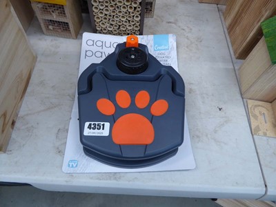 Lot 4351 - Creative Aqua Paws dog activated water fountain