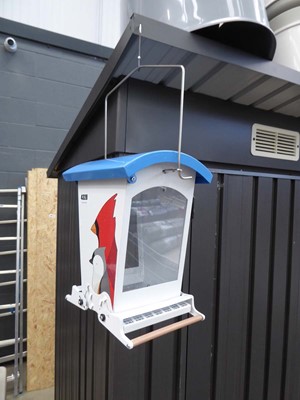 Lot 4328 - Metal hanging garden bird feeder featuring...
