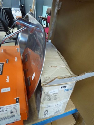 Lot 4378 - Stainless steel single bowl kitchen sink with...