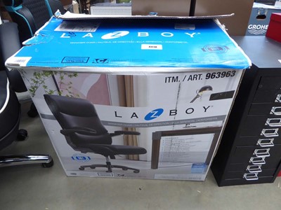 Lot 4410 - Lay-Z-Boy leather effect swivel managers chair...