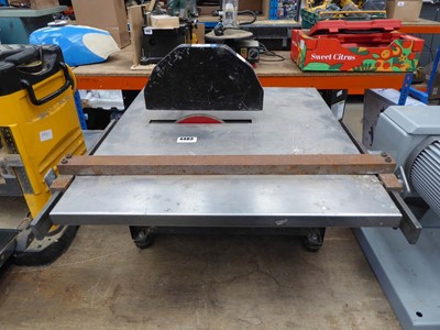 Lot 4483 - 110v table tile saw